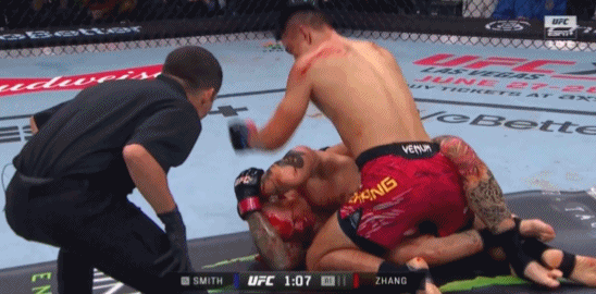 金年会金字招牌诚信至上中国大级别之星！UFC：张名扬4分钟TKO“狮心”史密斯，取三连胜